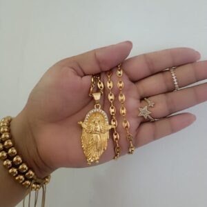 CADENA GUCCI LAMINADA EN ORO 24 K