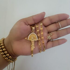 Cadena Gucci Laminada en Oro 24 K